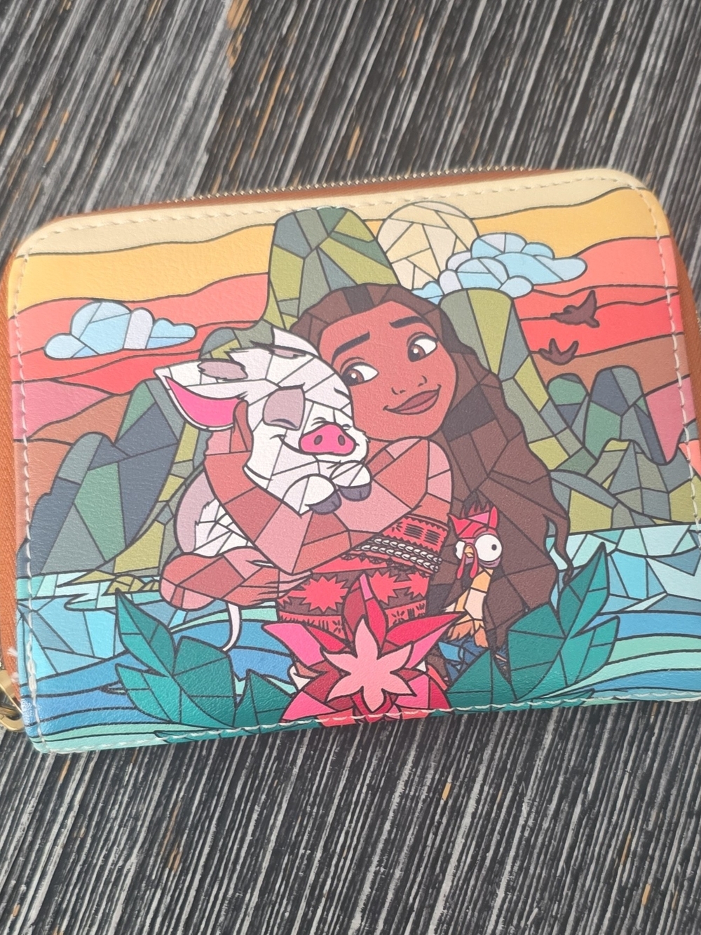 Loungefly Moana Mosaic Zip Wallet - Multicolor Sunset